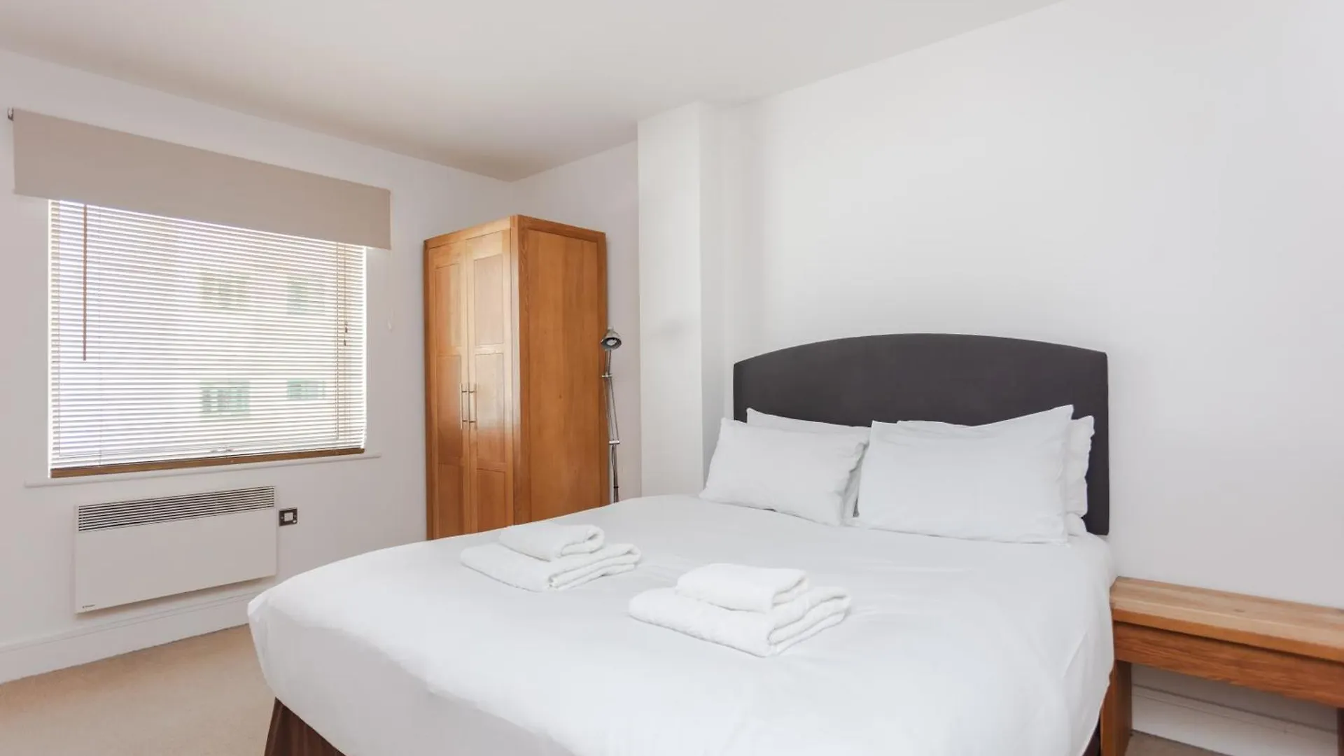 Spacious 2 Bedroom Flat On Bermondsey St London 0*,