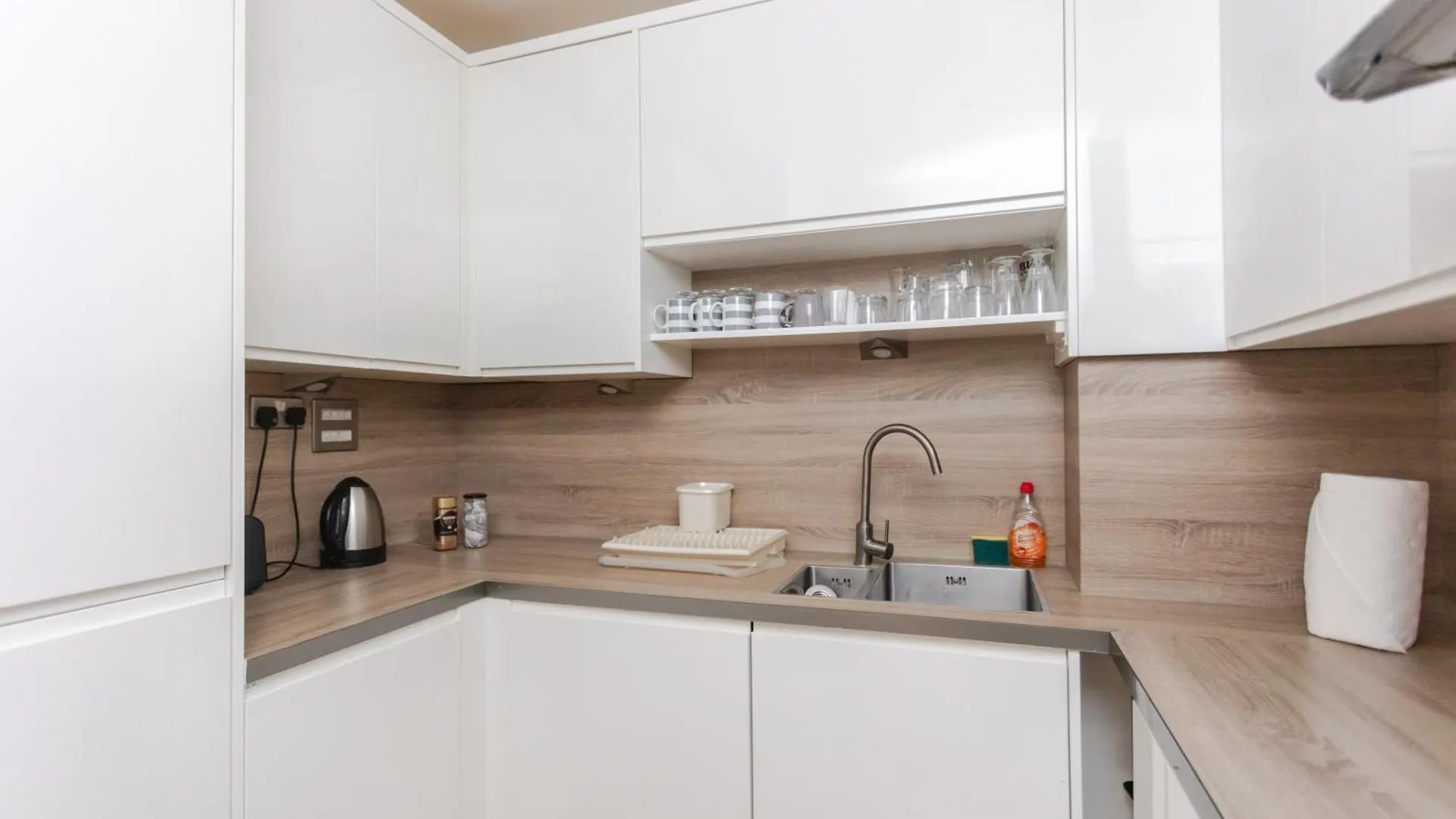 Spacious 2 Bedroom Flat On Bermondsey St London Apartment