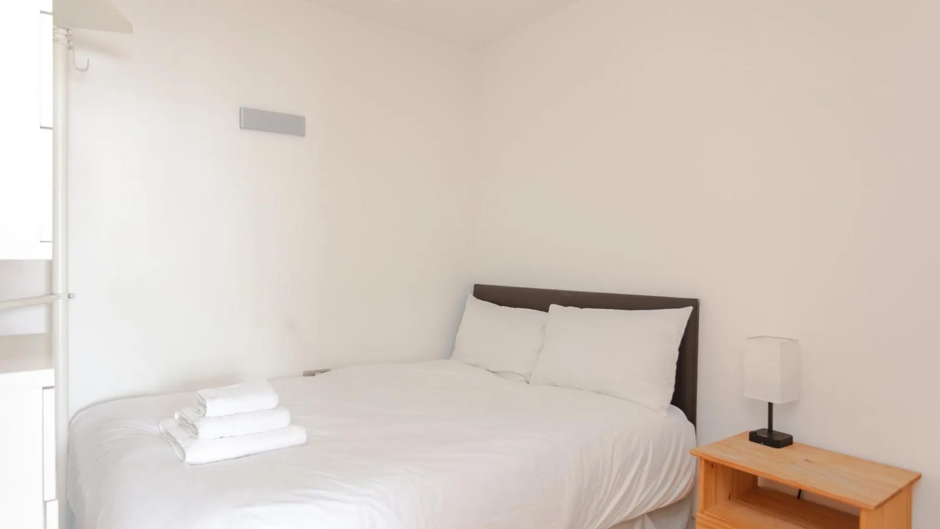 Spacious 2 Bedroom Flat On Bermondsey St London Apartment