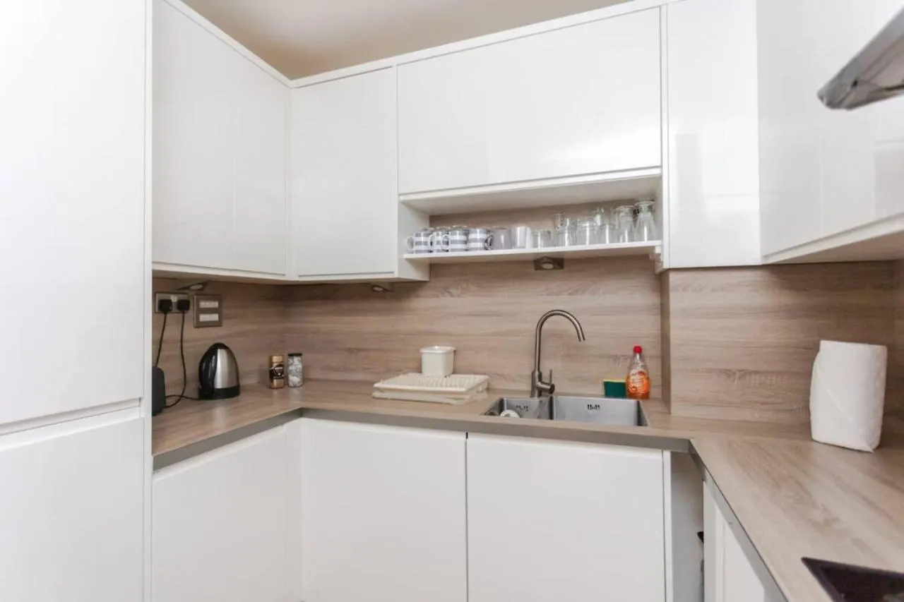 Spacious 2 Bedroom Flat On Bermondsey St London 0*,