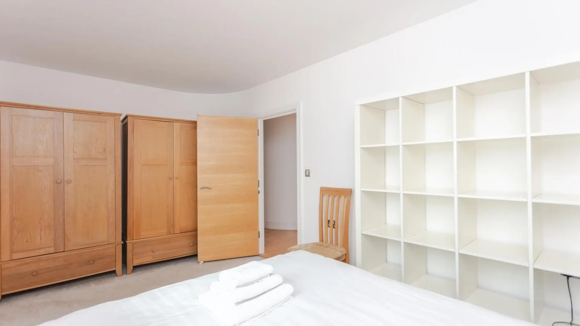 Spacious 2 Bedroom Flat On Bermondsey St London 0*,  United Kingdom