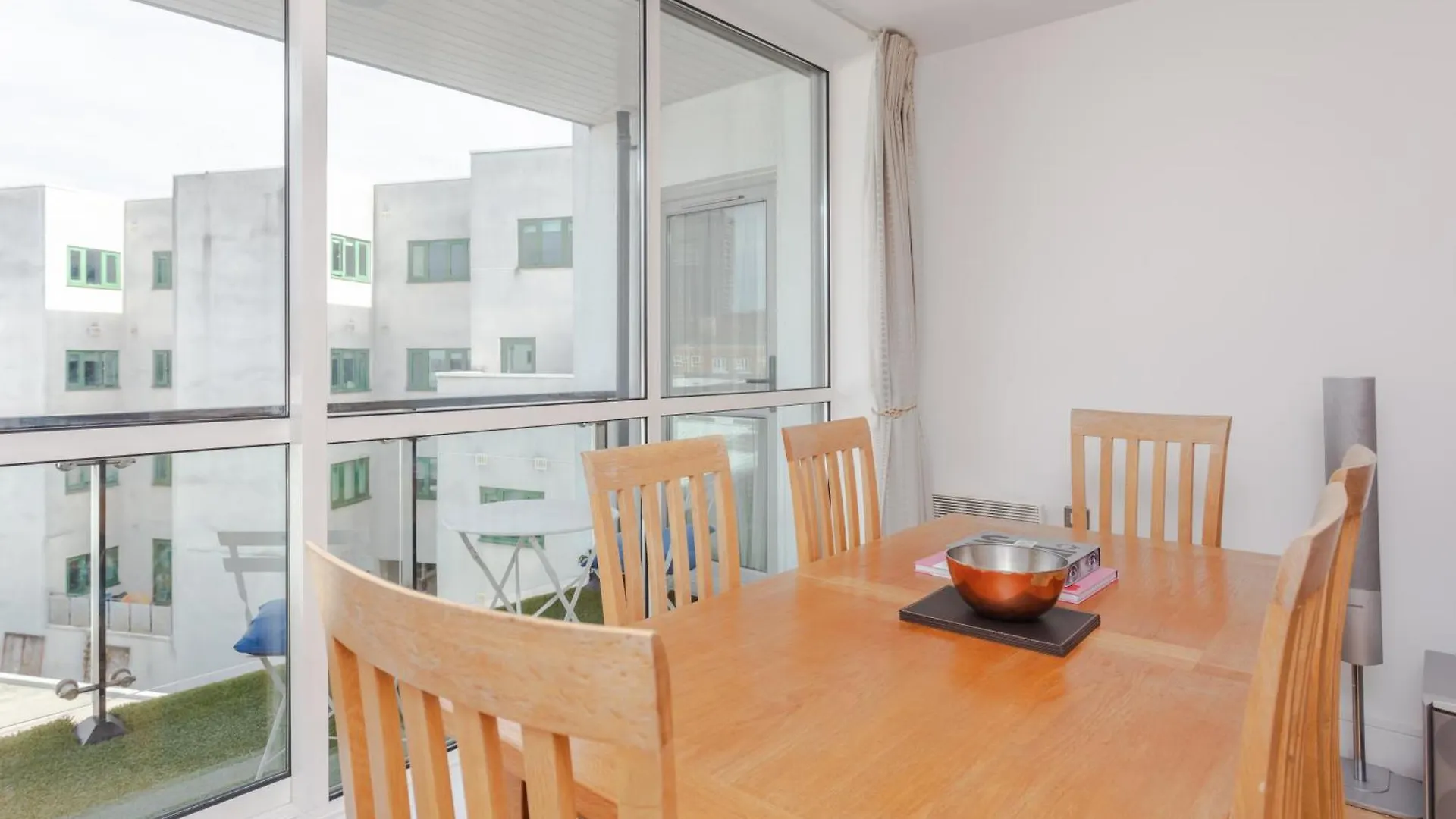 Spacious 2 Bedroom Flat On Bermondsey St London Apartment